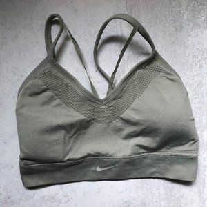 Nike Sports Bra - Size Medium - Green